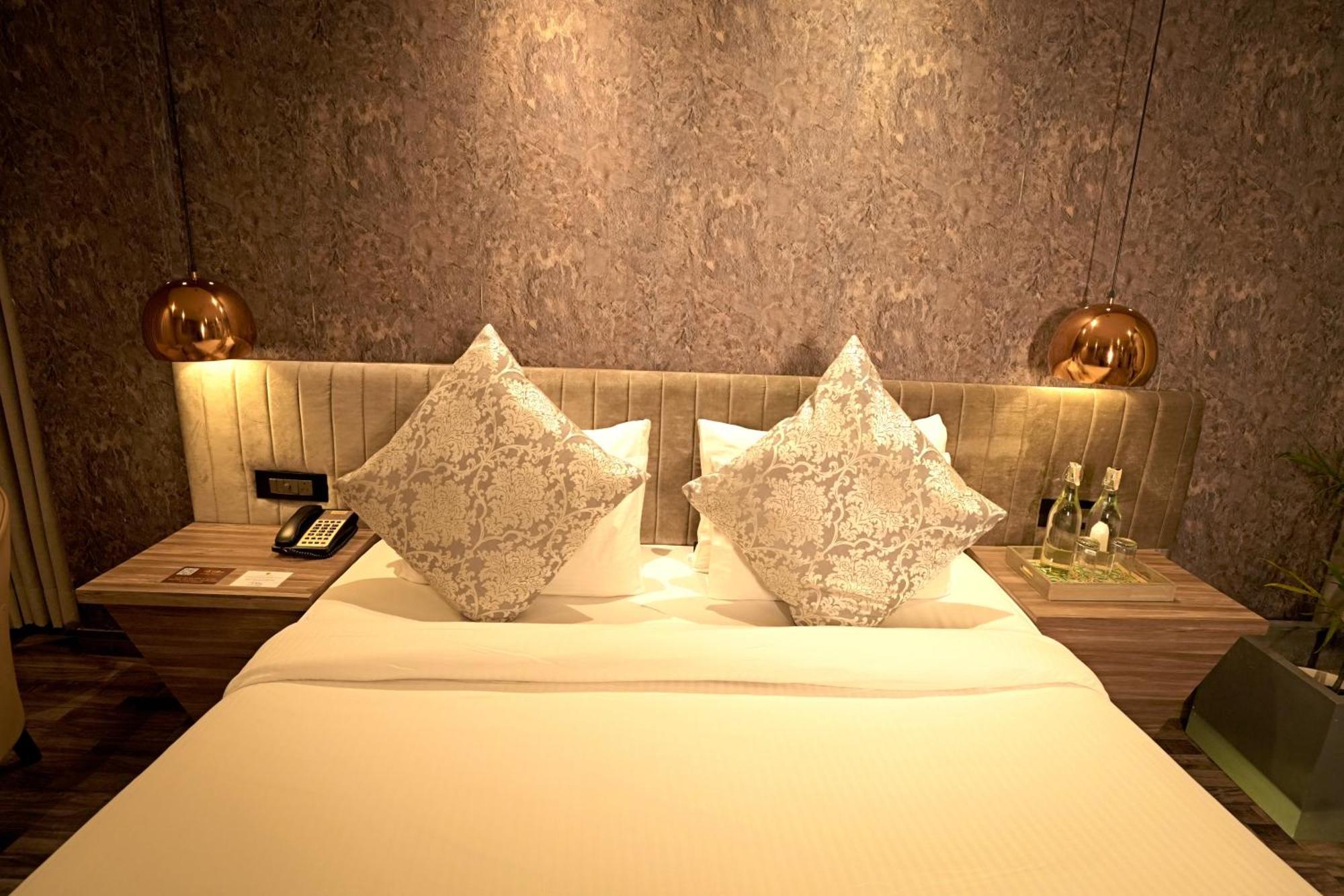 Sterling Palm Bliss - Rishikesh Hotel Luaran gambar