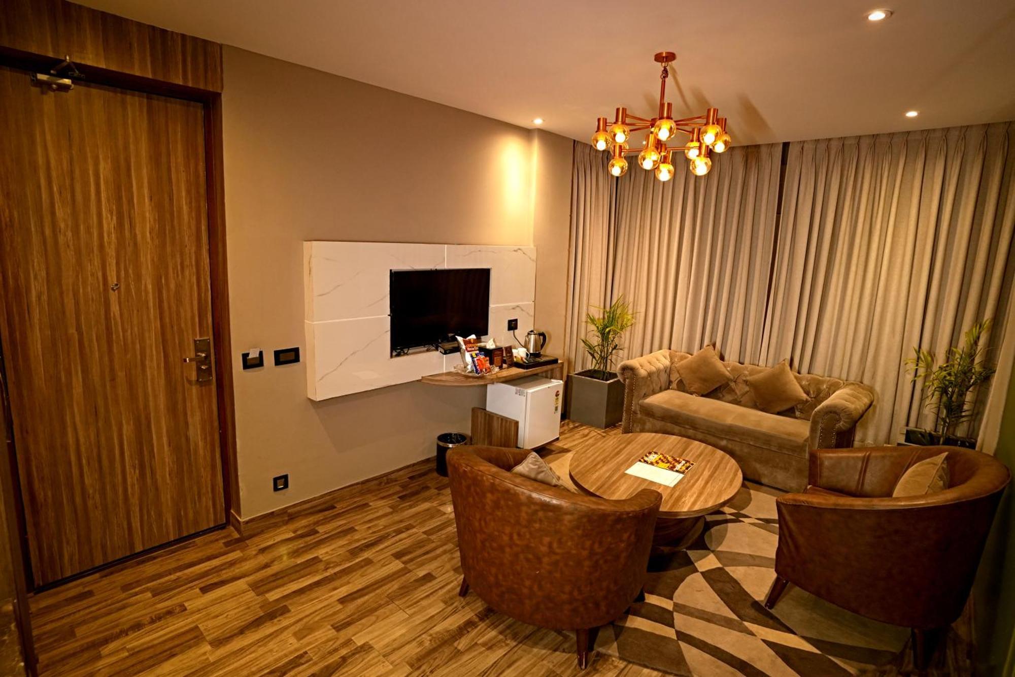 Sterling Palm Bliss - Rishikesh Hotel Luaran gambar